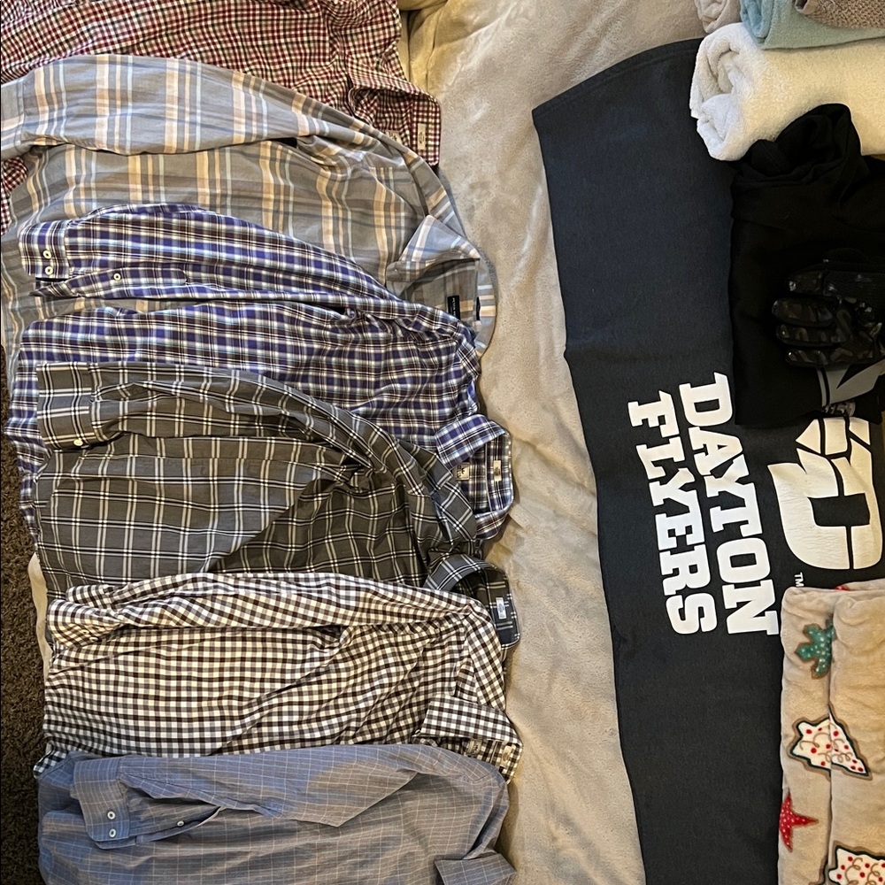 6 Peter Millar Button Down Shirts. Large - image 8